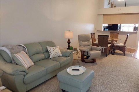 Touwnhouse à louer à Treasure Island, Floride: 2 chambres, 90.12 m2 № 2127564 - photo 6