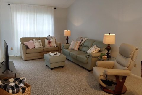 Touwnhouse à louer à Treasure Island, Floride: 2 chambres, 90.12 m2 № 2127564 - photo 7
