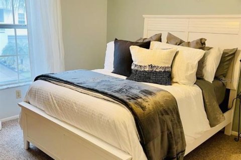 Touwnhouse à louer à Treasure Island, Floride: 2 chambres, 90.12 m2 № 2127564 - photo 12