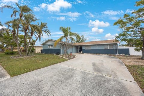 House in Tampa, Florida 4 bedrooms, 164.07 sq.m. № 1552905 - photo 23