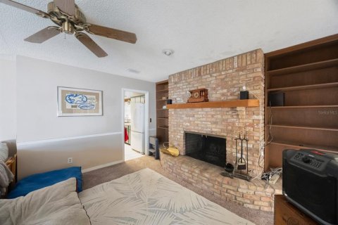 House in Tampa, Florida 4 bedrooms, 164.07 sq.m. № 1552905 - photo 7