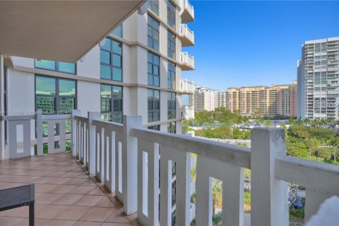 Condo in Key Biscayne, Florida, 2 bedrooms  № 1731977 - photo 13