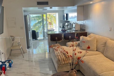 Снять в аренду кондоминиум в Хайалиа, Флорида 2 спальни, 80.82м2, № 2024512 - фото 4