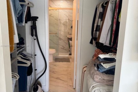 Снять в аренду кондоминиум в Хайалиа, Флорида 2 спальни, 80.82м2, № 2024512 - фото 10