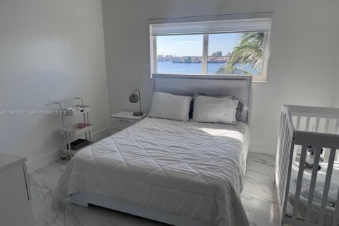 Снять в аренду кондоминиум в Хайалиа, Флорида 2 спальни, 80.82м2, № 2024512 - фото 11