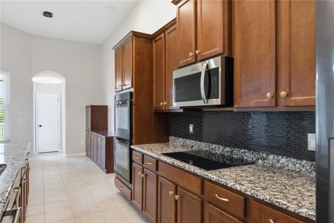 House in Wesley Chapel, Florida 4 bedrooms, 244.98 sq.m. № 2220179 - photo 9