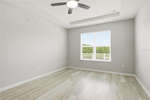 House in Wesley Chapel, Florida 4 bedrooms, 244.98 sq.m. № 2220179 - photo 18
