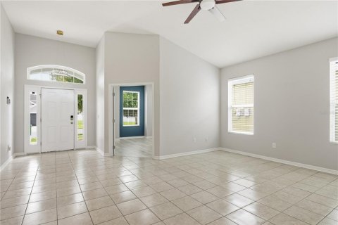 House in Wesley Chapel, Florida 4 bedrooms, 244.98 sq.m. № 2220179 - photo 4