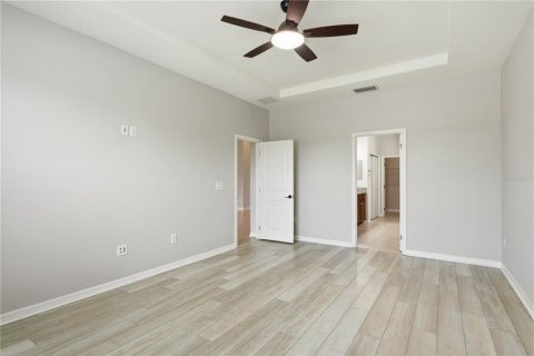House in Wesley Chapel, Florida 4 bedrooms, 244.98 sq.m. № 2220179 - photo 19