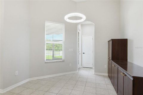 House in Wesley Chapel, Florida 4 bedrooms, 244.98 sq.m. № 2220179 - photo 10