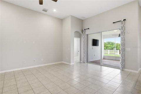 House in Wesley Chapel, Florida 4 bedrooms, 244.98 sq.m. № 2220179 - photo 14
