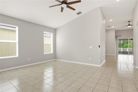 House in Wesley Chapel, Florida 4 bedrooms, 244.98 sq.m. № 2220179 - photo 12