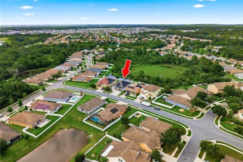 House in Wesley Chapel, Florida 4 bedrooms, 244.98 sq.m. № 2220179 - photo 2