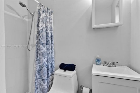 Снять в аренду виллу или дом в Майами, Флорида 263.01м2, № 1992212 - фото 10