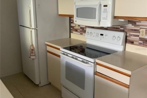 Condominio en alquiler en Kissimmee, Florida, 3 dormitorios, 119.57 m2 № 1912323 - foto 8