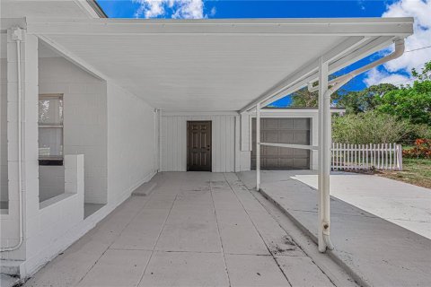 Casa en venta en Orlando, Florida, 4 dormitorios, 147.9 m2 № 1913832 - foto 4