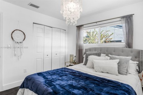 Villa ou maison à vendre à Miami, Floride: 3 chambres, 210.7 m2 № 2004692 - photo 15