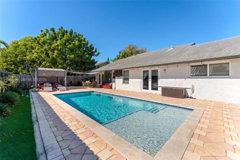 Villa ou maison à vendre à Miami, Floride: 3 chambres, 210.7 m2 № 2004692 - photo 21