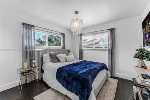 Villa ou maison à vendre à Miami, Floride: 3 chambres, 210.7 m2 № 2004692 - photo 14