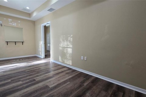 Propiedad comercial en alquiler en Wesley Chapel, Florida, 139.35 m2 № 2145595 - foto 20