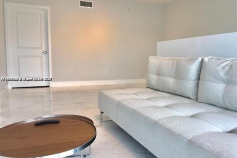 Copropriété à vendre à Sunny Isles Beach, Floride: 2 chambres, 122.07 m2 № 2035234 - photo 22