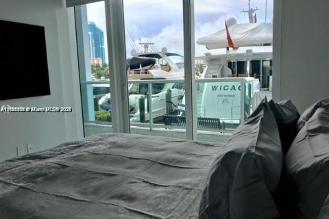 Copropriété à vendre à Sunny Isles Beach, Floride: 2 chambres, 122.07 m2 № 2035234 - photo 25