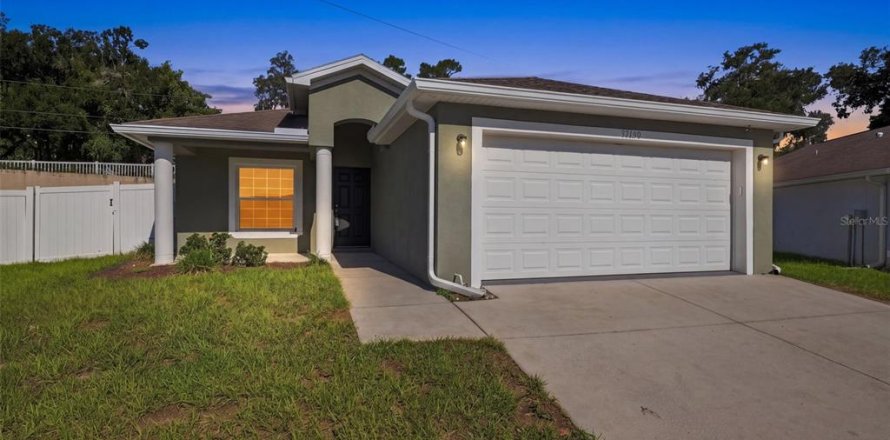 Casa en Dade City, Florida 3 dormitorios, 124.95 m2 № 2347857