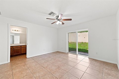 Casa en venta en Dade City, Florida, 3 dormitorios, 124.95 m2 № 2347857 - foto 9