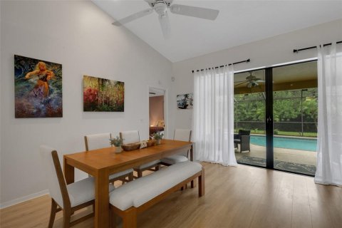 Villa ou maison à vendre à Sarasota, Floride: 3 chambres, 163.42 m2 № 2350365 - photo 8