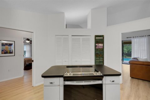 Villa ou maison à vendre à Sarasota, Floride: 3 chambres, 163.42 m2 № 2350365 - photo 17