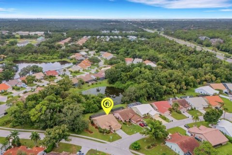 Villa ou maison à vendre à Sarasota, Floride: 3 chambres, 163.42 m2 № 2350365 - photo 2