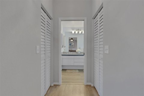 Villa ou maison à vendre à Sarasota, Floride: 3 chambres, 163.42 m2 № 2350365 - photo 27
