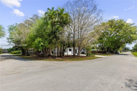 Casa en alquiler en Davie, Florida, 3 dormitorios, 204.01 m2 № 2153674 - foto 21