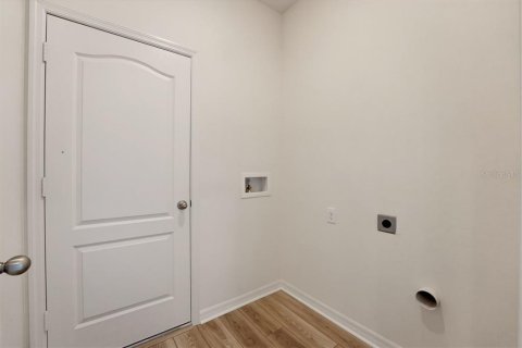 Casa en venta en Deltona, Florida, 3 dormitorios, 143.07 m2 № 2419322 - foto 25
