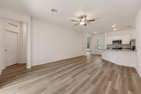 Casa en venta en Deltona, Florida, 3 dormitorios, 143.07 m2 № 2419322 - foto 9