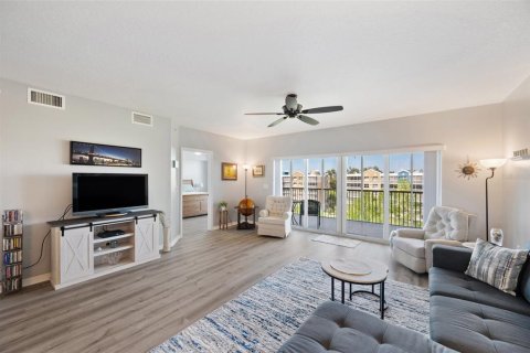Copropriété à vendre à Largo, Floride: 3 chambres, 146.41 m2 № 1654885 - photo 4