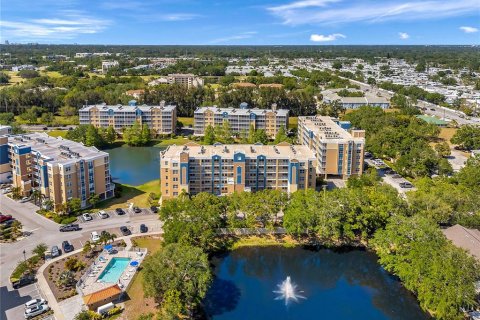 Copropriété à vendre à Largo, Floride: 3 chambres, 146.41 m2 № 1654885 - photo 1