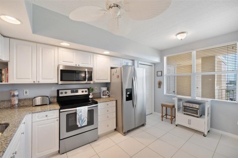 Copropriété à vendre à Largo, Floride: 3 chambres, 146.41 m2 № 1654885 - photo 17