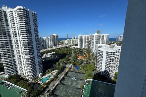 Condo in Aventura, Florida, 2 bedrooms № 2146095 - photo 27