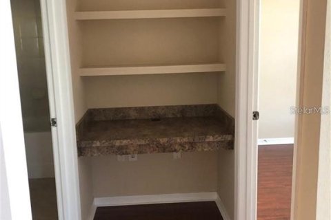 Condo in Tampa, Florida, 2 bedrooms  № 2383424 - photo 10