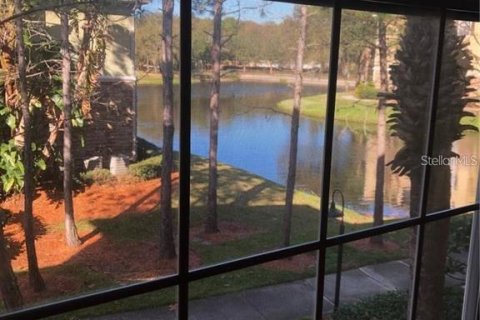 Condo in Tampa, Florida, 2 bedrooms  № 2383424 - photo 15