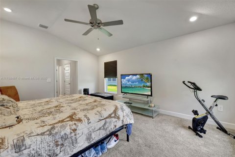 House in St. Lucie, Florida 4 bedrooms, 186.08 sq.m. № 1860403 - photo 25