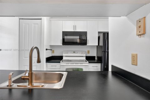 Condominio en venta en Miami, Florida, 3 dormitorios, 92.25 m2 № 2032000 - foto 7