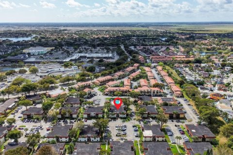 Condominio en venta en Miami, Florida, 3 dormitorios, 92.25 m2 № 2032000 - foto 21