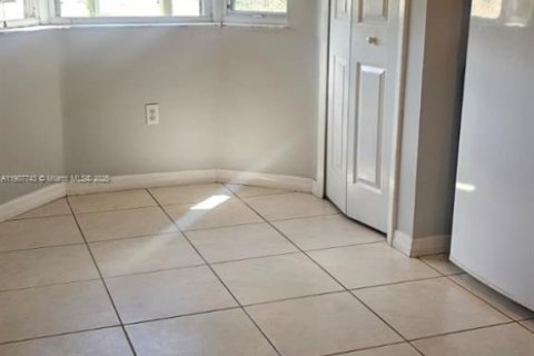 Appartement à louer à Homestead, Floride: 2 chambres, 75.72 m2 № 1964477 - photo 7