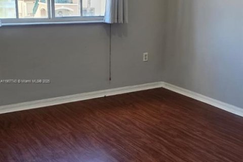 Appartement à louer à Homestead, Floride: 2 chambres, 75.72 m2 № 1964477 - photo 9