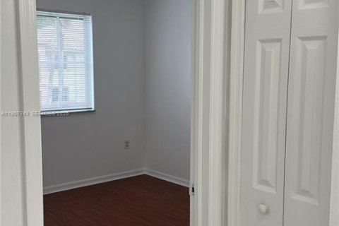 Apartamento en alquiler en Homestead, Florida, 2 dormitorios, 75.72 m2 № 1964477 - foto 17