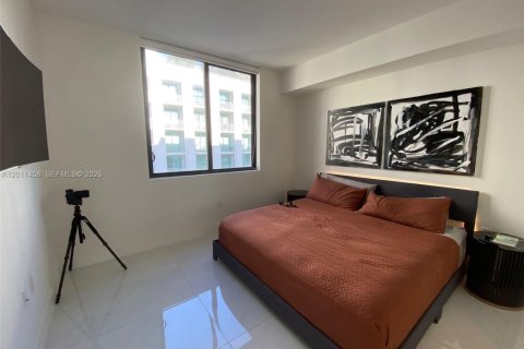 Condominio en alquiler en Coral Gables, Florida, 1 dormitorio, 63.27 m2 № 2076599 - foto 18