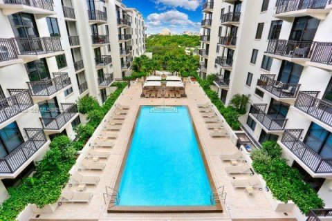 Condominio en alquiler en Coral Gables, Florida, 1 dormitorio, 63.27 m2 № 2076599 - foto 4