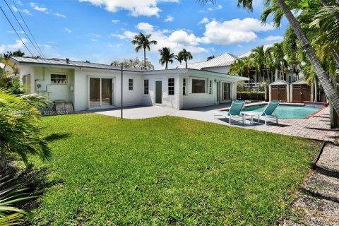 House in Key Biscayne, Florida 4 bedrooms, 202.25 sq.m. № 1862195 - photo 5